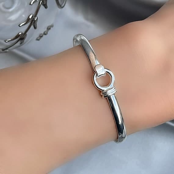 Comment choisir un fermoir de bracelet facile à utiliser